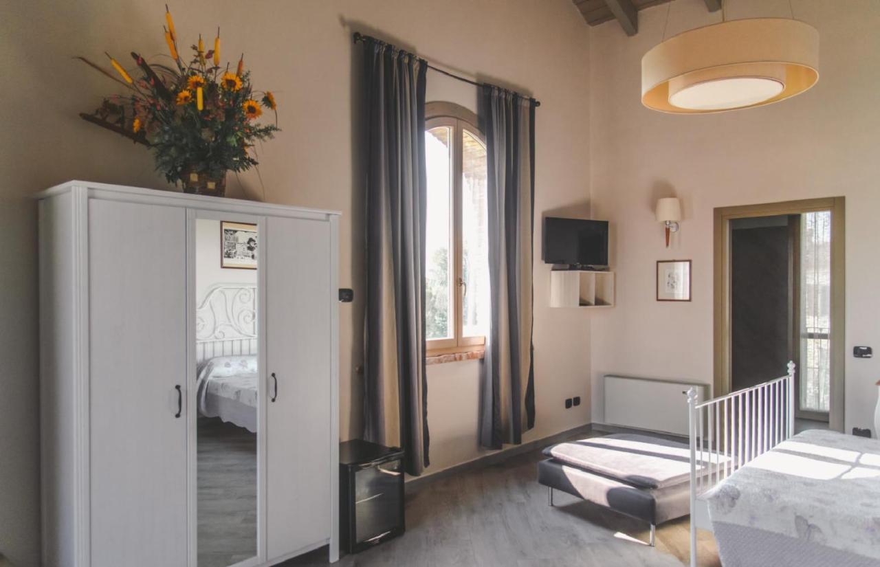 Agriturismo Bassanine Monticelli dʼOngina Eksteriør billede