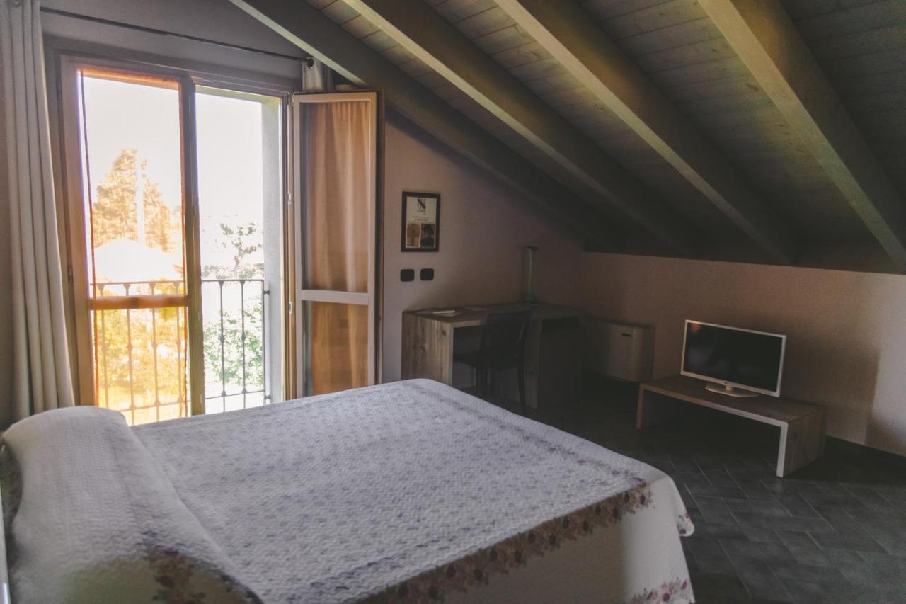 Agriturismo Bassanine Monticelli dʼOngina Eksteriør billede