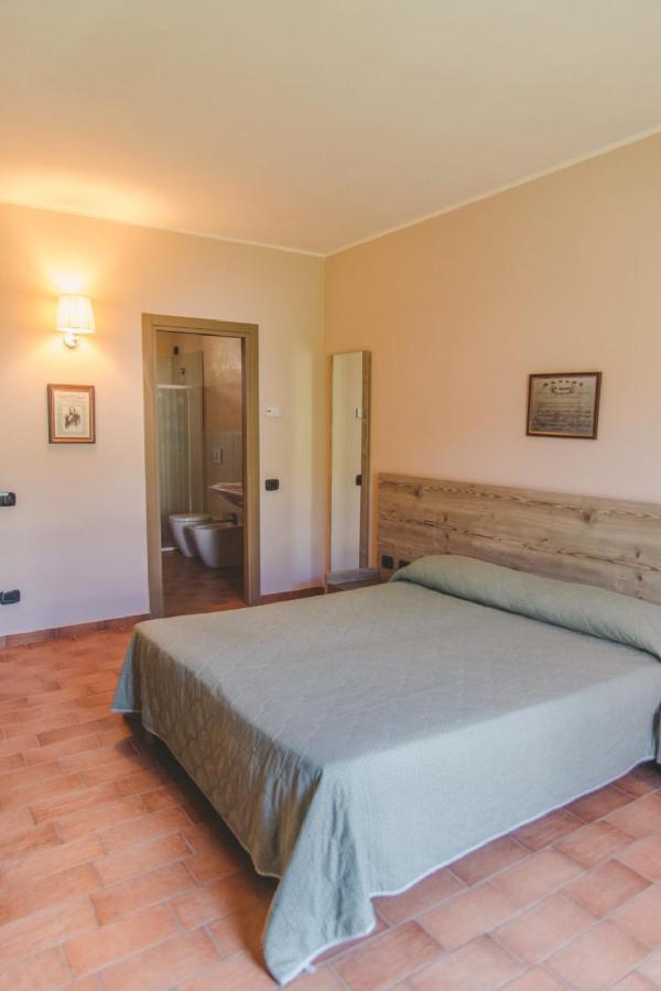 Agriturismo Bassanine Monticelli dʼOngina Eksteriør billede