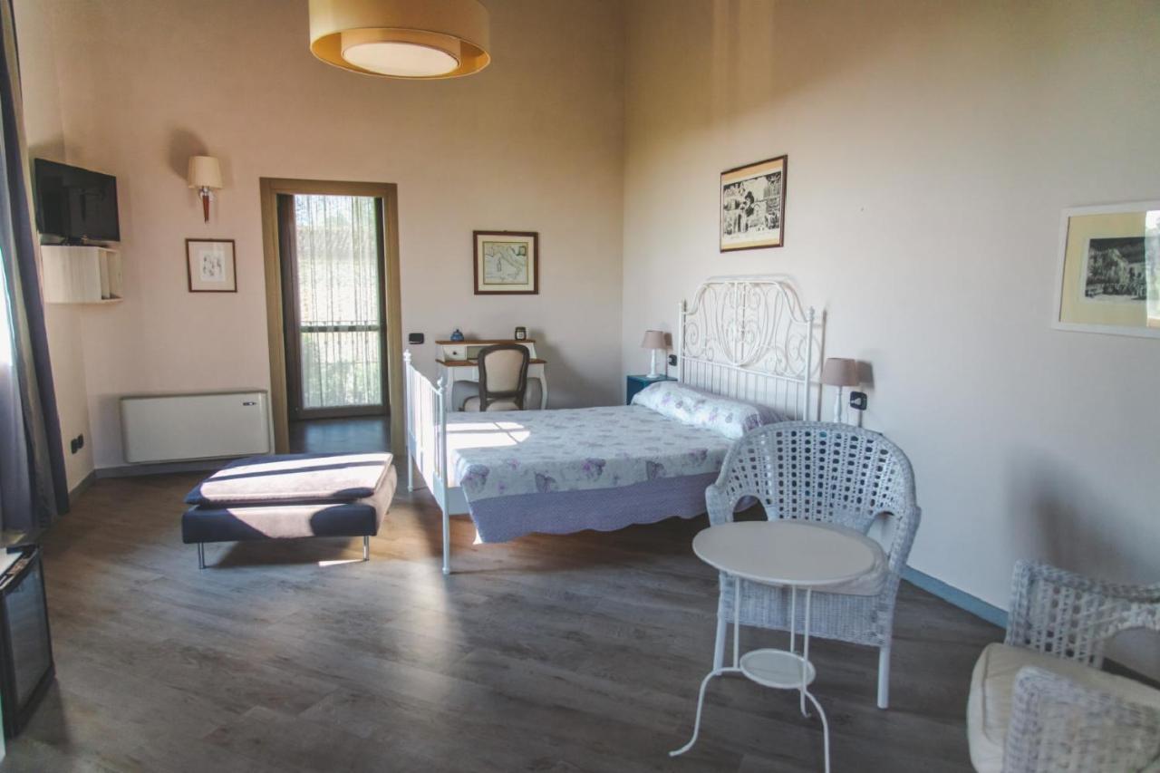 Agriturismo Bassanine Monticelli dʼOngina Eksteriør billede
