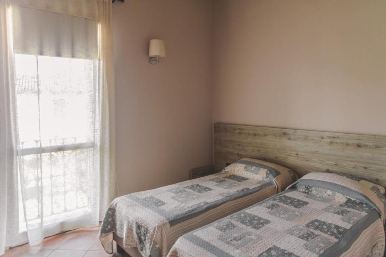 Agriturismo Bassanine Monticelli dʼOngina Eksteriør billede