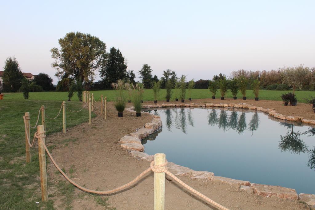 Agriturismo Bassanine Monticelli dʼOngina Eksteriør billede